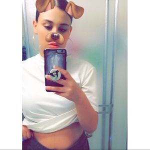 Meet your Posher, Julissa